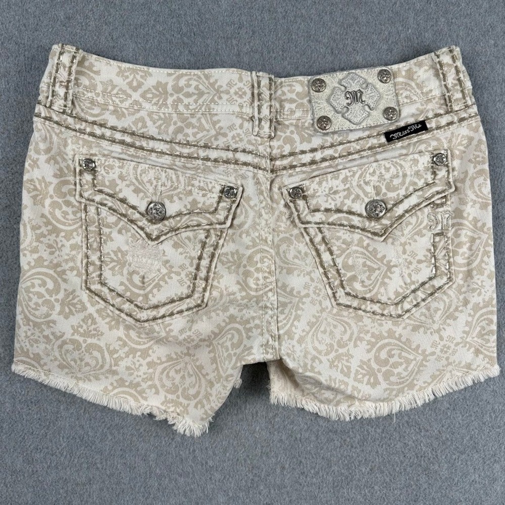 Miss Me Shorts 29 White Damask Paisley Cut Off Thick Stitch Flap Pocket CE4021H4 - Picture 2 of 8